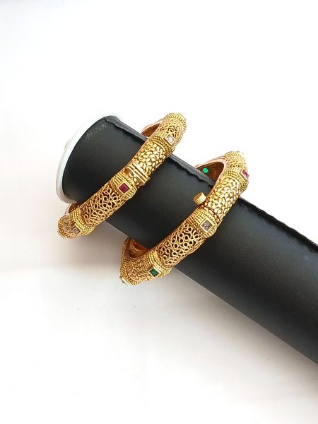 Designer Bangle with zircon stones and side screw