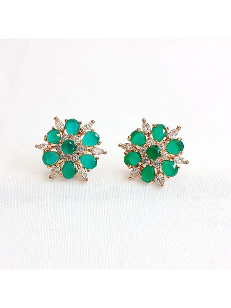 Stone earring with green and white stone