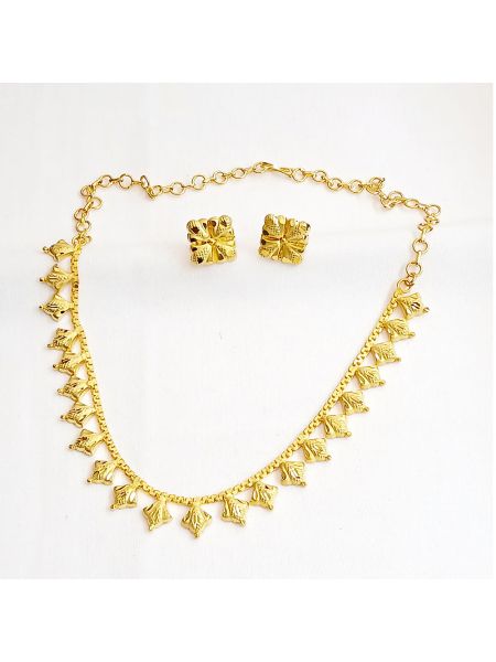 Leaf design gold plated necklace set