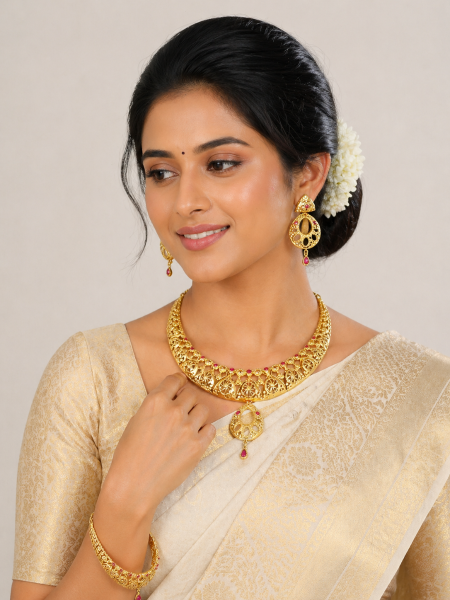 Net design necklace with red stone with matching earring