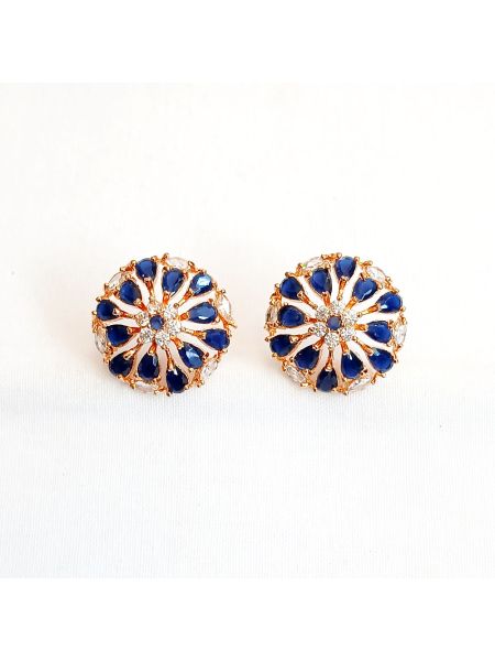 Blue stone earring in round shape
