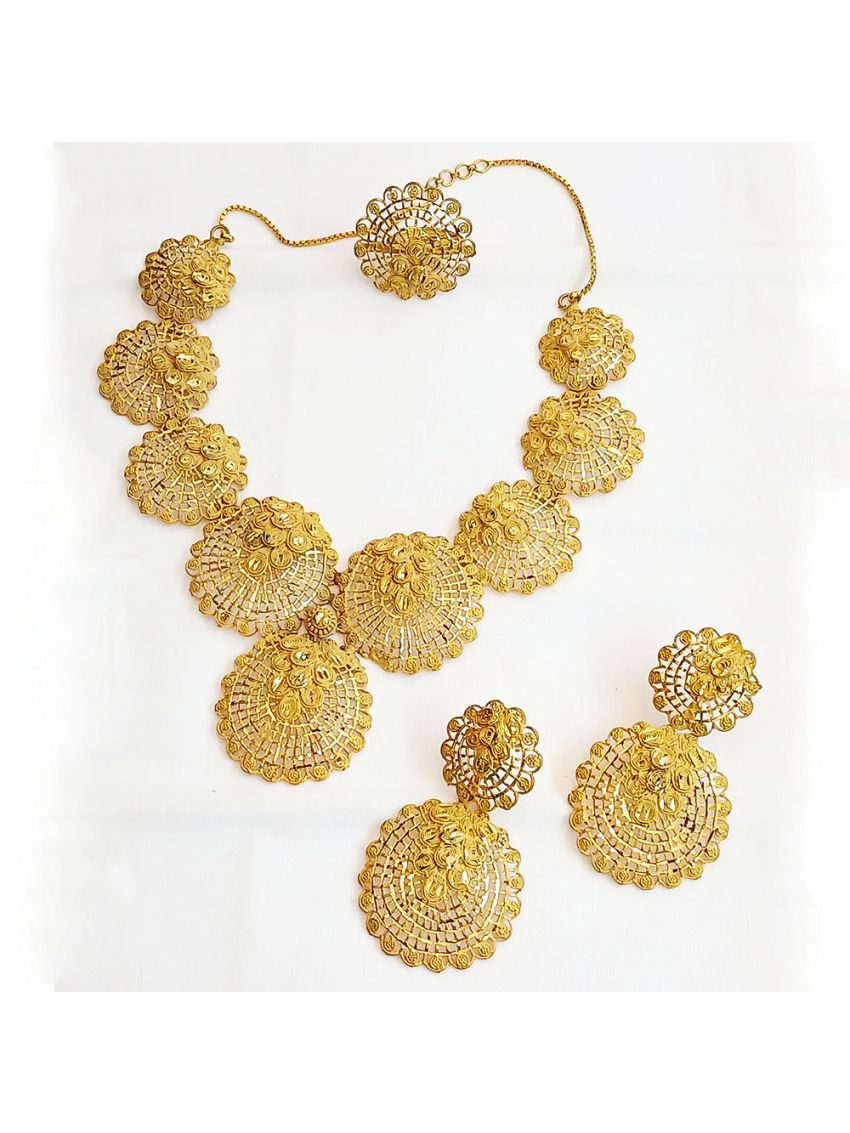 Gold plated rose design necklace with earring set