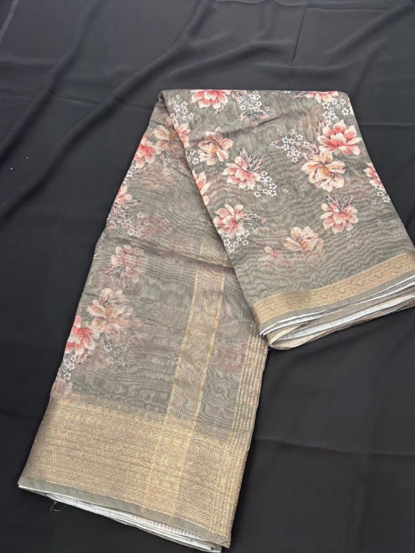 Elegant Floral Print Saree with Metallic Border. Cotton Saree