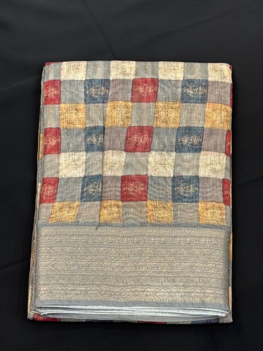 Elegant Checked Cotton Saree with Matching Blouse